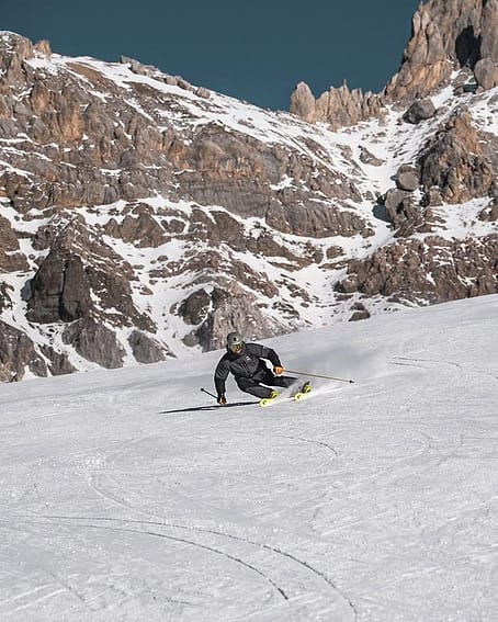 Kunde @felixwiemers i Montec Arch Snowboardjakke Herre Metal Blue/Black