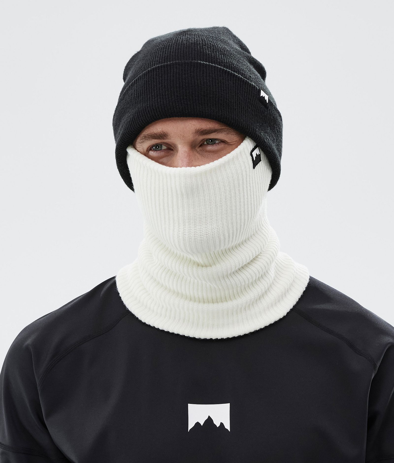 Montec Classic Knitted Ansiktsmasker Old White, Bilde 2 av 3